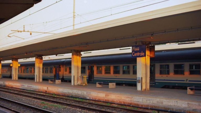 תחנת הרכבת המרכזית בפיזה - Pisa Centrale Piazza della Stazione